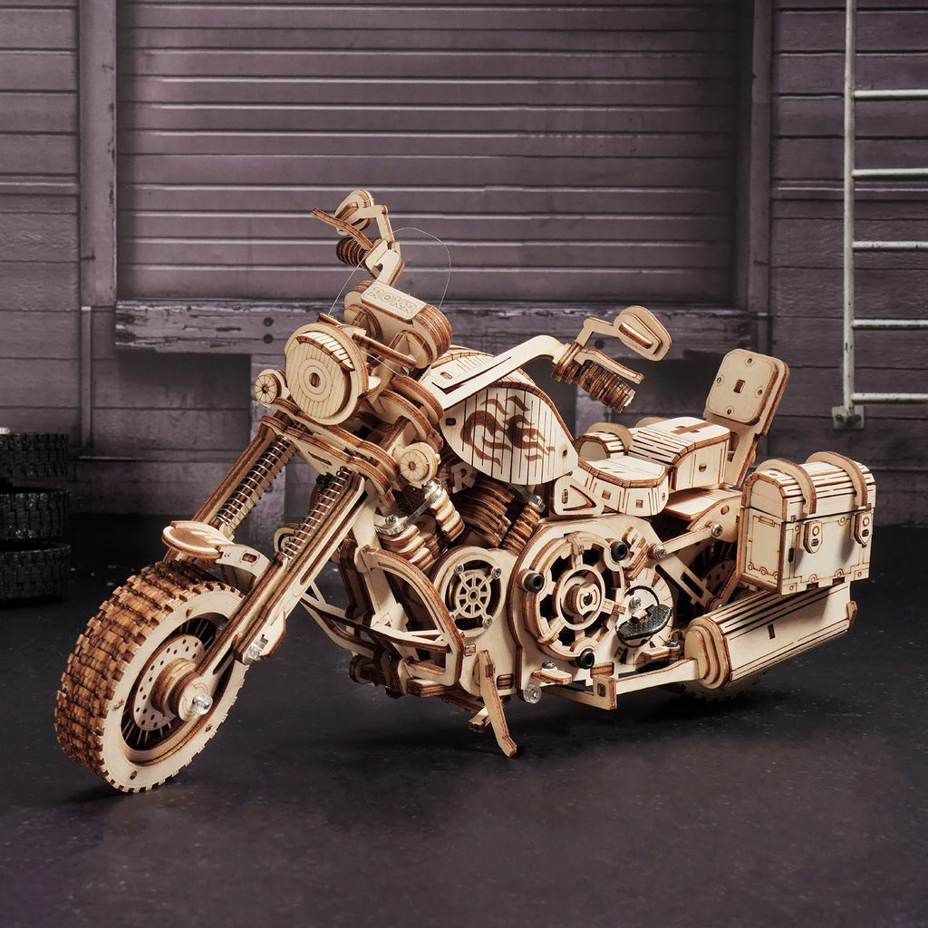 Retro cruiser motorcycle Mechanical 3D Wooden